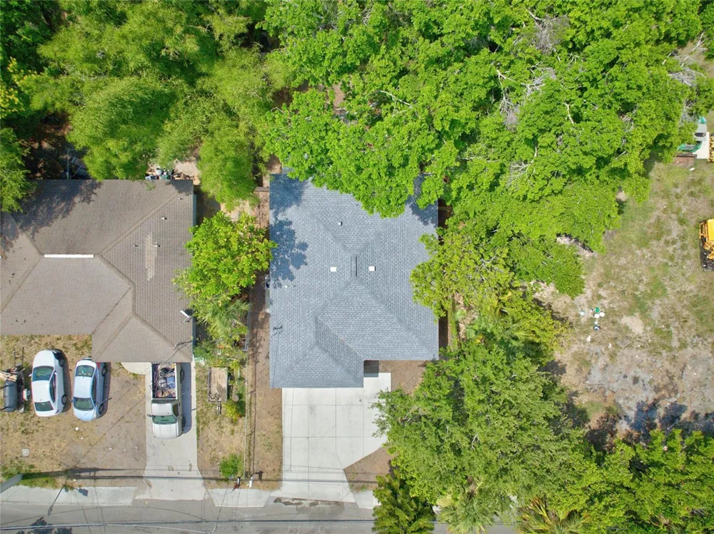 1004 17TH AVENUE W Bradenton, FL 34205