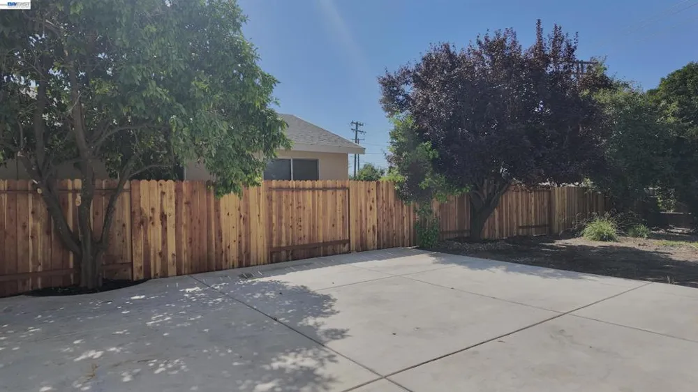 4109 Glascow Dr North Highlands, CA 95660