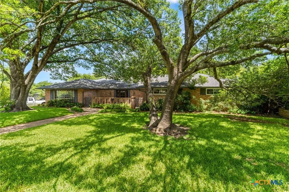 1413 11th Street Temple, TX 76501