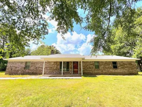 3514 Buchanan Loop Road