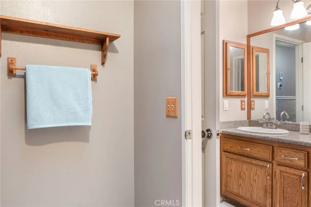 42307 61st st w Quartz Hill, CA 93535