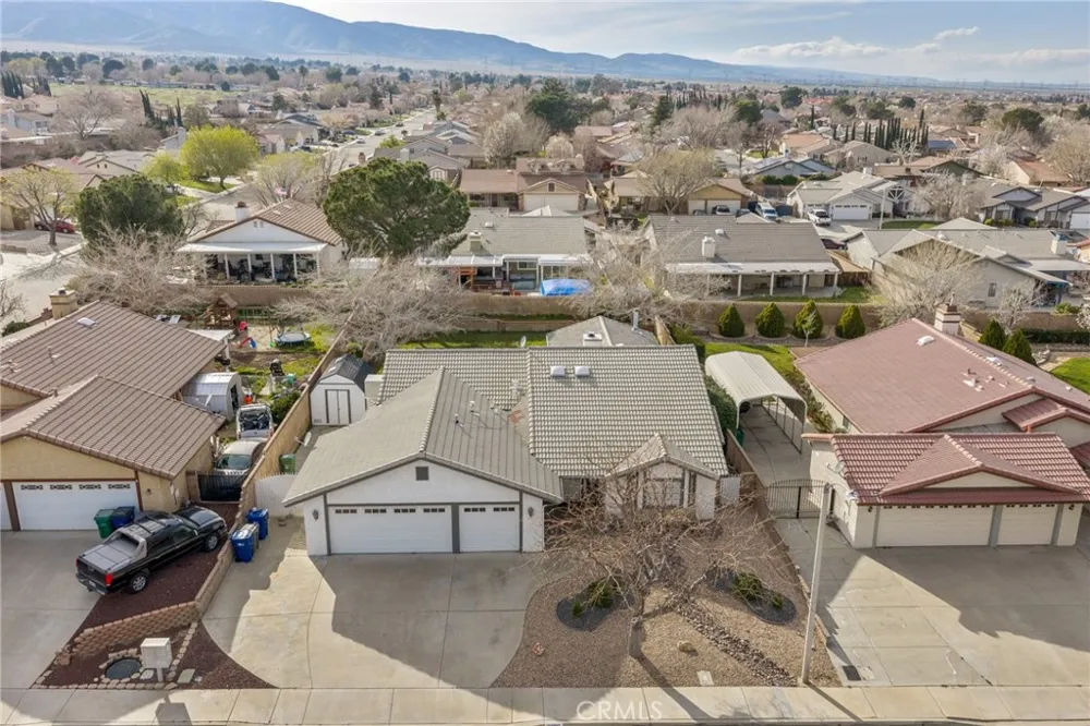 42307 61st st w Quartz Hill, CA 93535