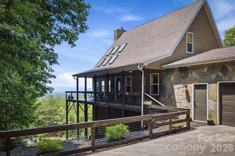 3381 Stones Throw Drive