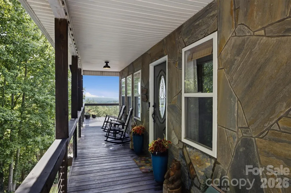 3381 Stones Throw Drive Valdese, NC 28690