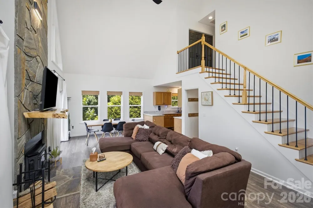 3381 Stones Throw Drive Valdese, NC 28690