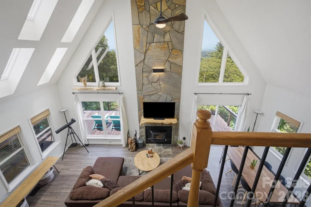 3381 Stones Throw Drive Valdese, NC 28690