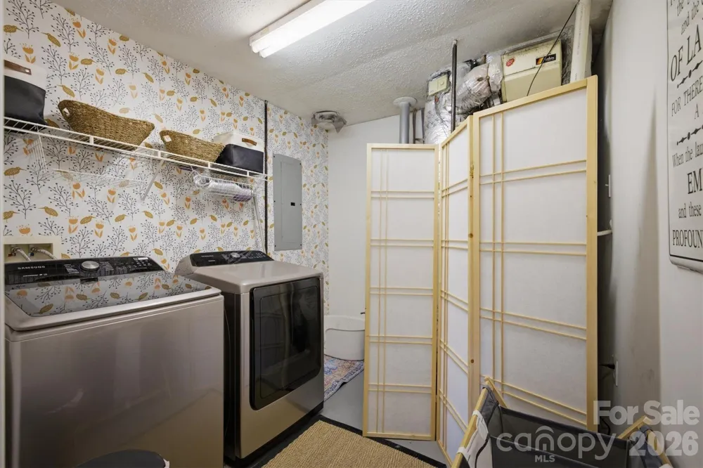 3381 Stones Throw Drive Valdese, NC 28690