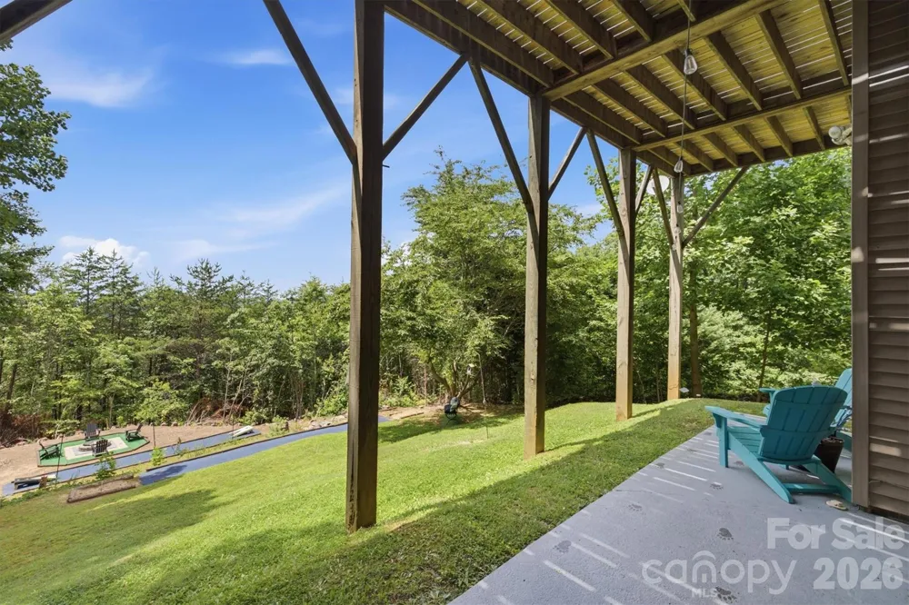 3381 Stones Throw Drive Valdese, NC 28690