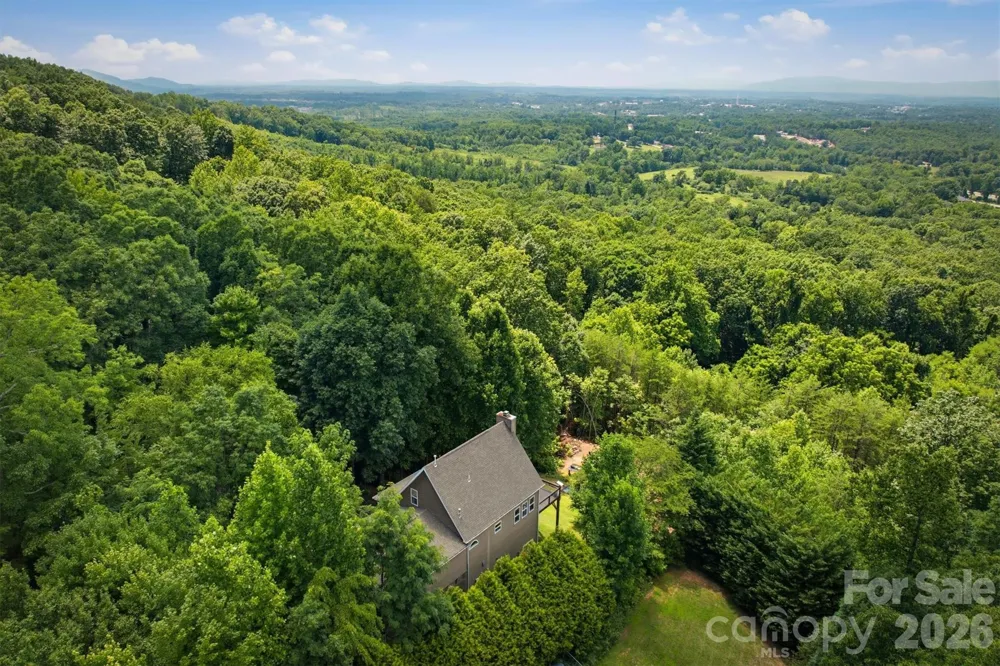 3381 Stones Throw Drive Valdese, NC 28690