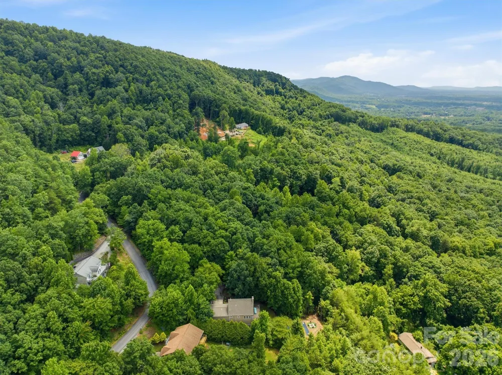3381 Stones Throw Drive Valdese, NC 28690