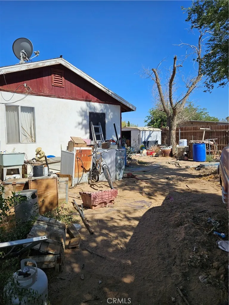 18652 Bellflower Adelanto, CA 92301
