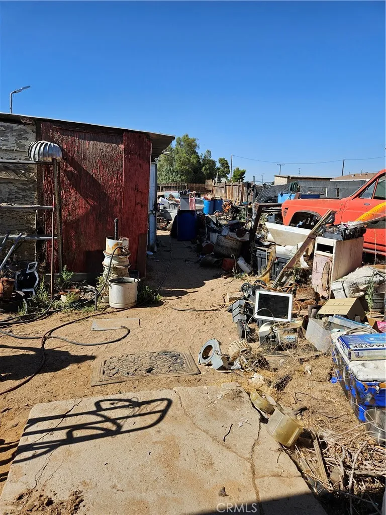18652 Bellflower Adelanto, CA 92301
