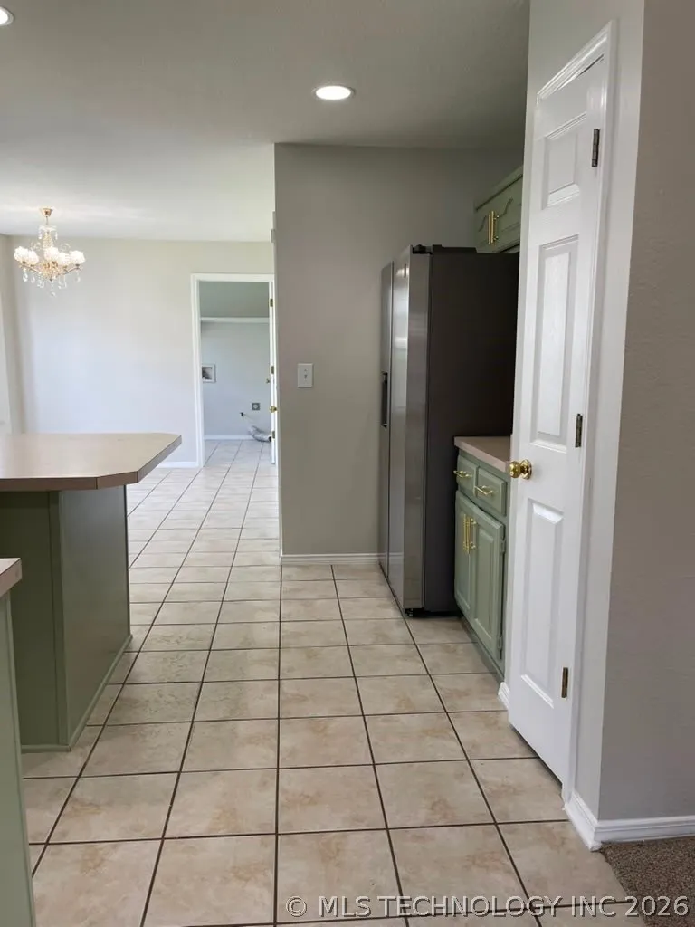 4012 W Queens Street Broken Arrow, OK 74012