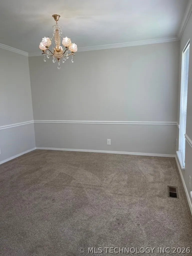 4012 W Queens Street Broken Arrow, OK 74012