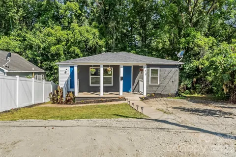 529 NW stage Street