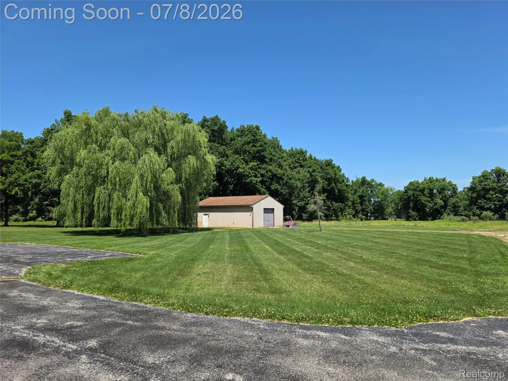3581 Burkhart Road Howell Township, MI 48855