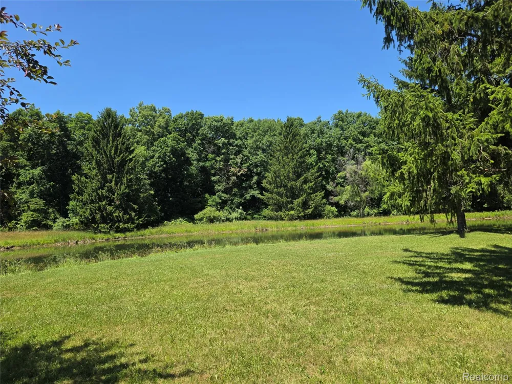 3581 Burkhart Road Howell Township, MI 48855