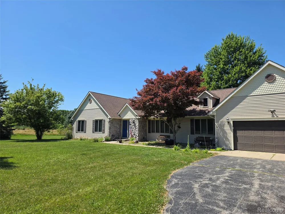 3581 Burkhart Road Howell Township, MI 48855