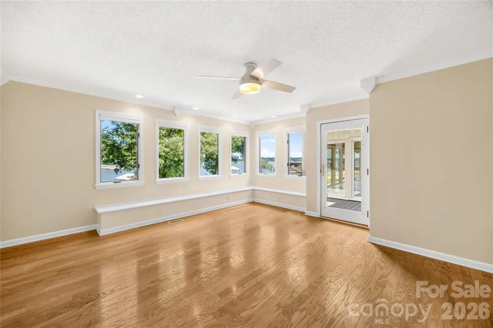 3960 Burton Lane Denver, NC 28037