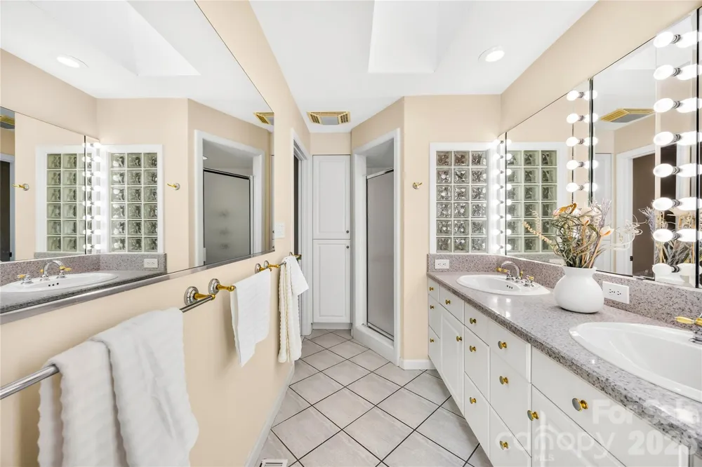 3960 Burton Lane Denver, NC 28037