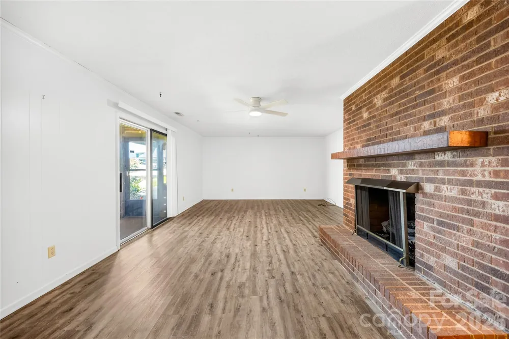 3960 Burton Lane Denver, NC 28037