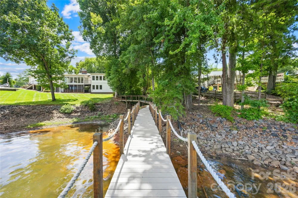 3960 Burton Lane Denver, NC 28037