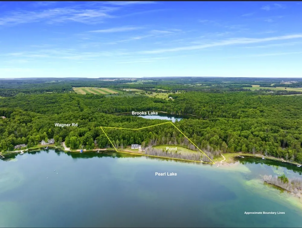 16043 Wagner Road Almira Township, MI 49630