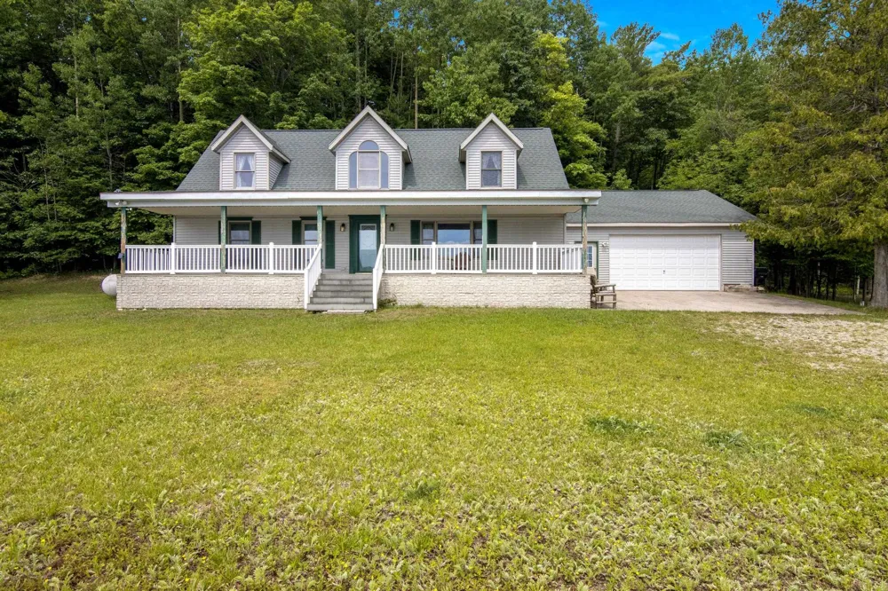16043 Wagner Road Almira Township, MI 49630
