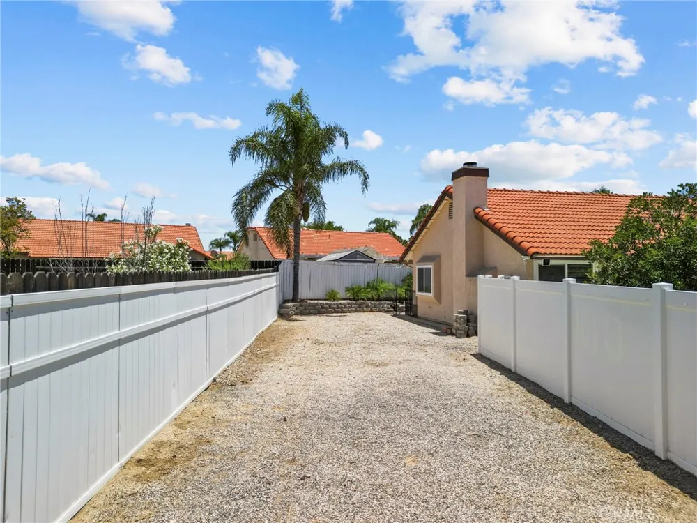 29620 Calle Edmundo Menifee, CA 92586