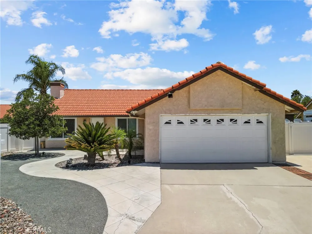 29620 Calle Edmundo Menifee, CA 92586