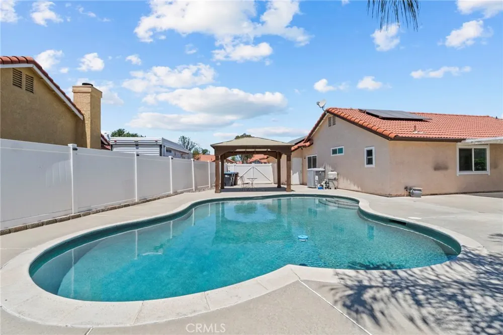 29620 Calle Edmundo Menifee, CA 92586