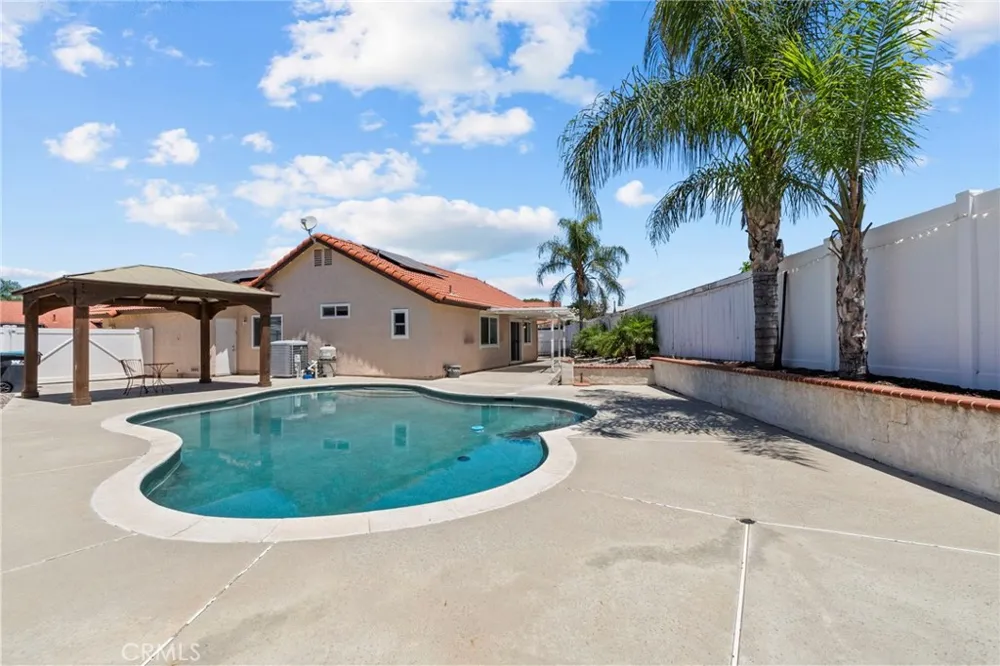 29620 Calle Edmundo Menifee, CA 92586
