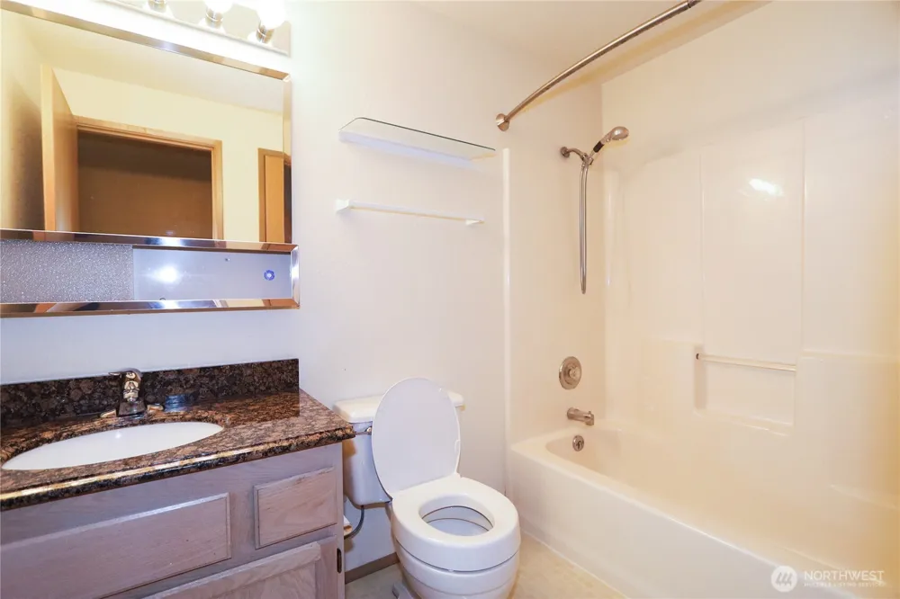 243 Octopus Avenue NE Ocean Shores, WA 98569