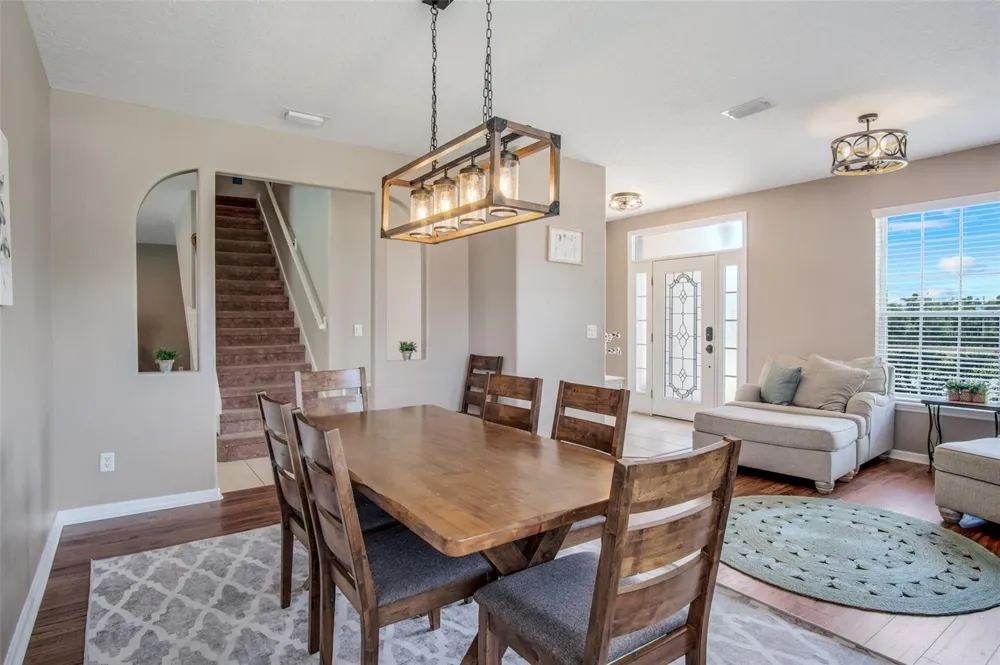 159 RED MAPLE BURL CIRCLE Debary, FL 32713