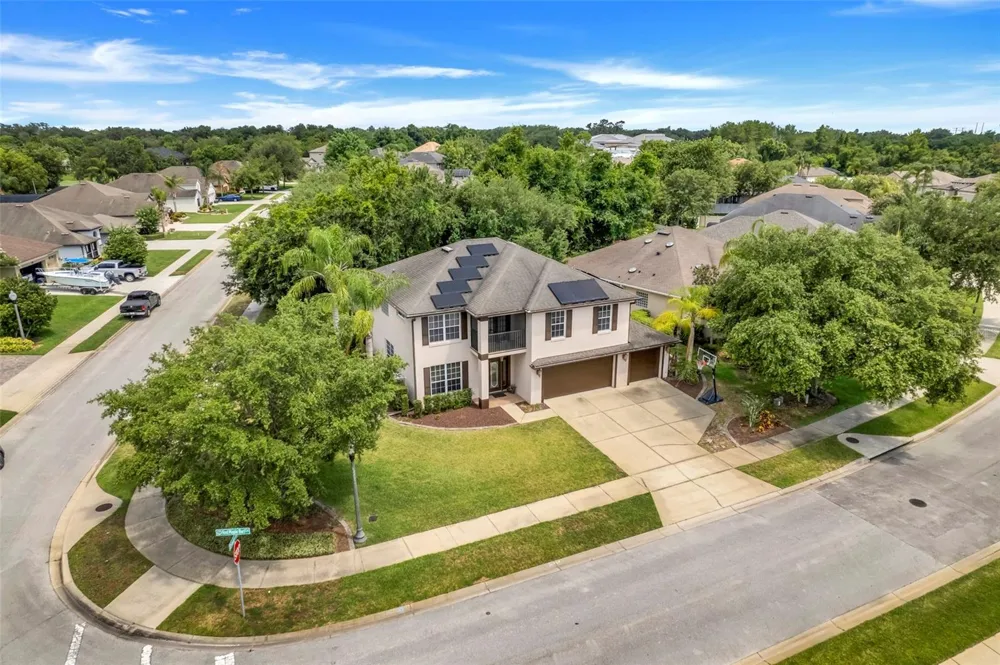 159 RED MAPLE BURL CIRCLE Debary, FL 32713