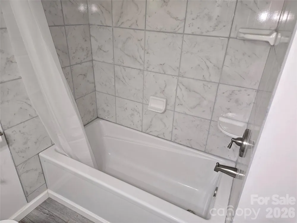 1108 2nd Street SE Conover, NC 28613