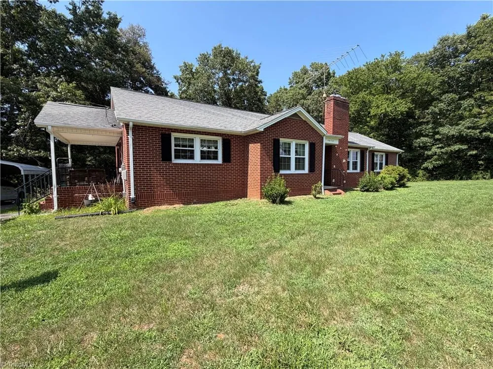 4470 Nc 268 Ararat, NC 27007