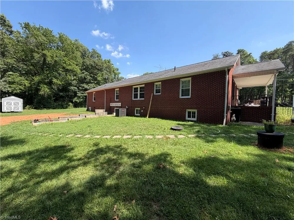 4470 Nc 268 Ararat, NC 27007