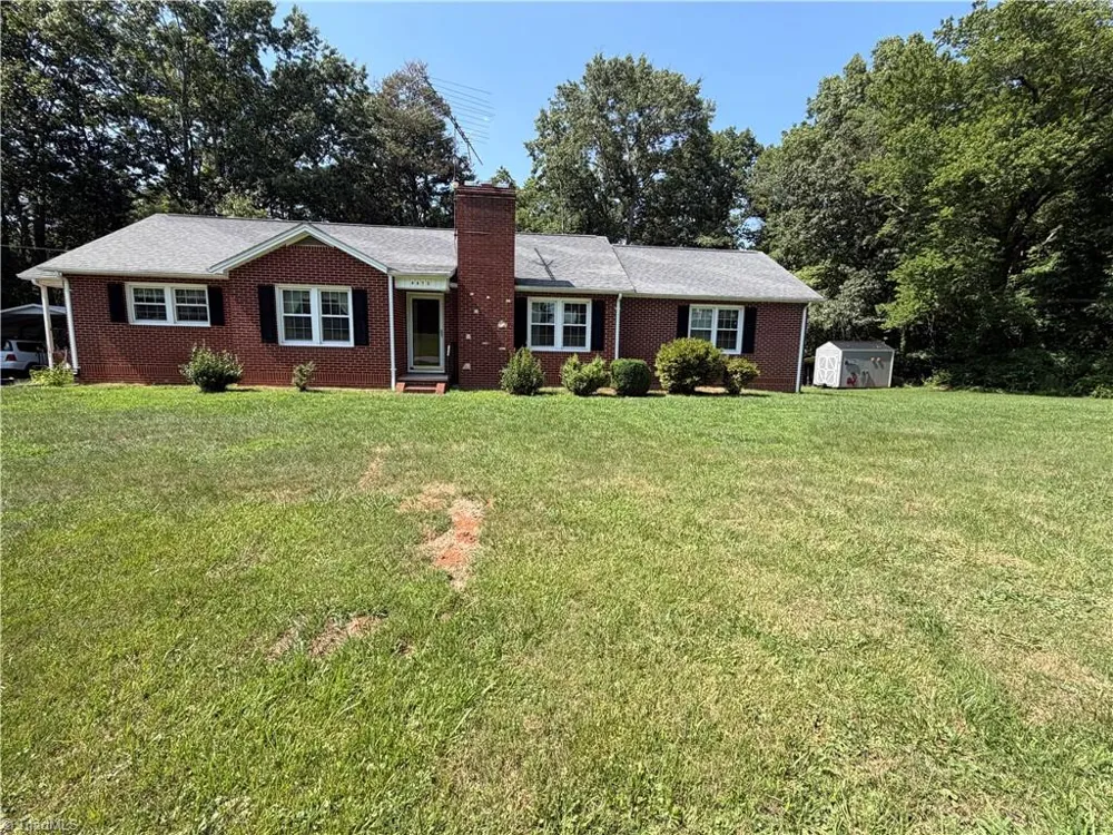 4470 Nc 268 Ararat, NC 27007