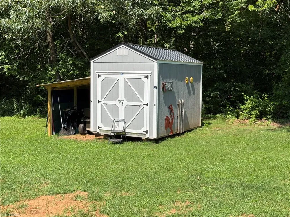 4470 Nc 268 Ararat, NC 27007
