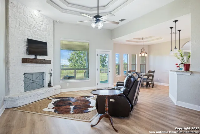 16026 Lake Shore Dr Lytle, TX 78052