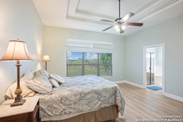 16026 Lake Shore Dr Lytle, TX 78052