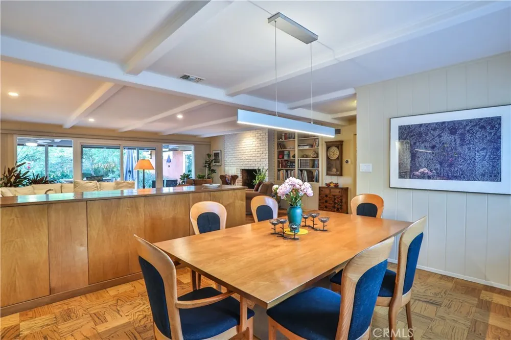 666 W 9th Street Claremont, CA 91711