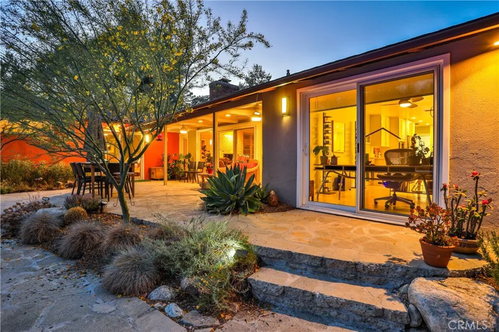 666 W 9th Street Claremont, CA 91711