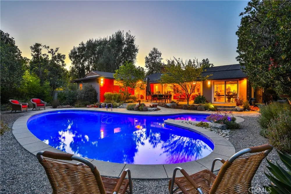 666 W 9th Street Claremont, CA 91711