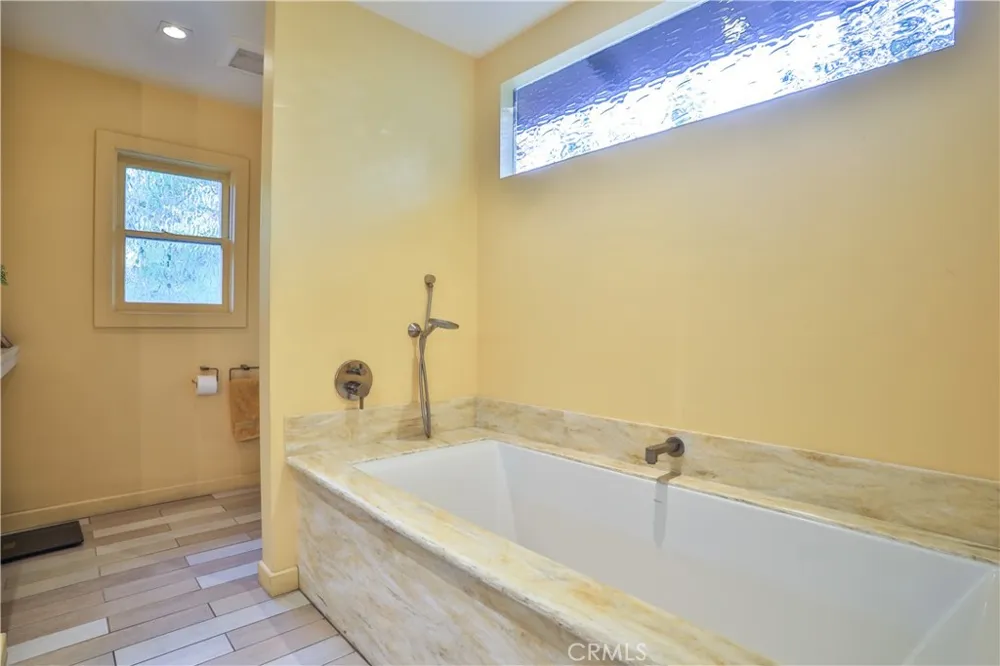 666 W 9th Street Claremont, CA 91711