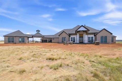 4911 North County Road 1151