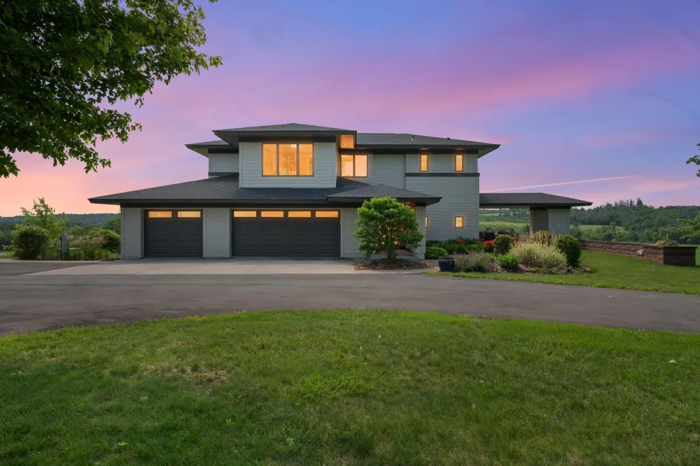 15157 County 11 Boulevard Pine Island, MN 55963