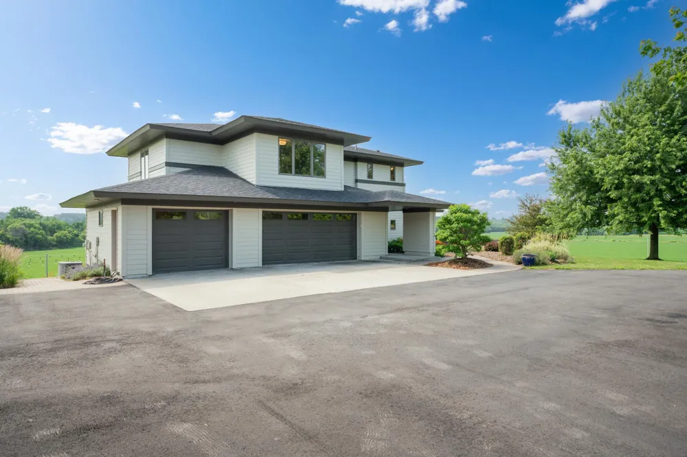 15157 County 11 Boulevard Pine Island, MN 55963