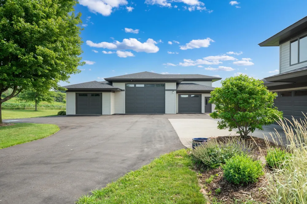 15157 County 11 Boulevard Pine Island, MN 55963